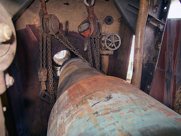 1268-Shaft-completely-inside-shaft-alley-1,-new-plate-welded-on-right