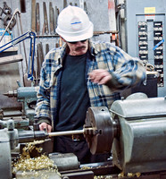 _DSC4558.Scott-machining-a-new-part