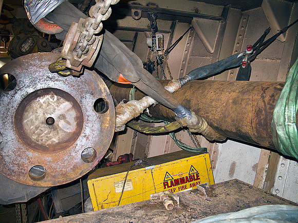 1285-Looking-aft,-section-of-shaft-removed-on-right-of-photo