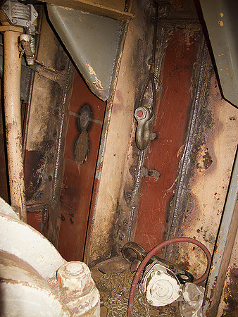 IMG_1318-New-plates-inside-shaft-alley